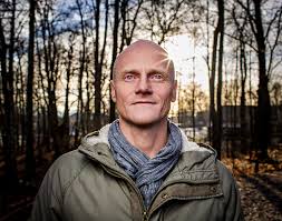 Stian Hole
